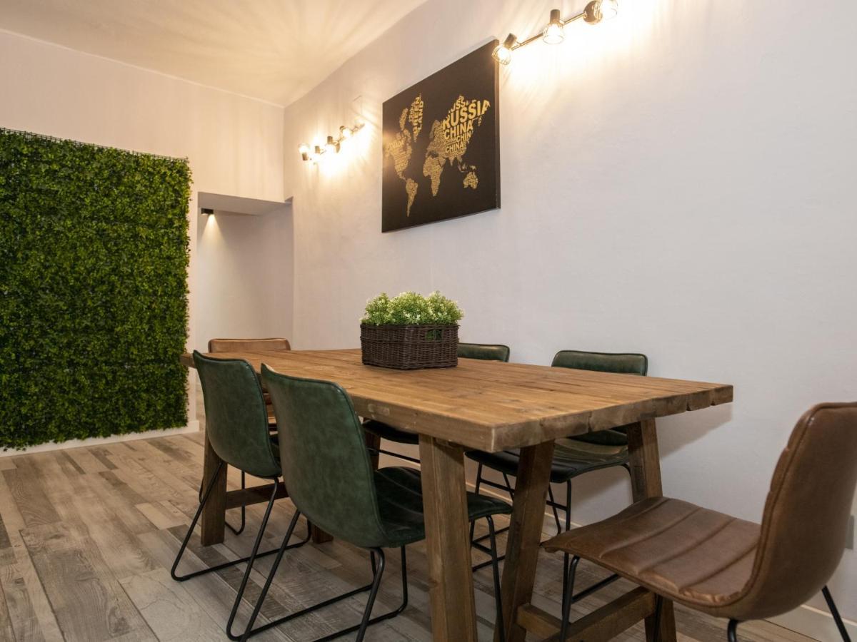 Elegante Apartamento Para 5 En El Centro De Caceres Con Wifi Экстерьер фото